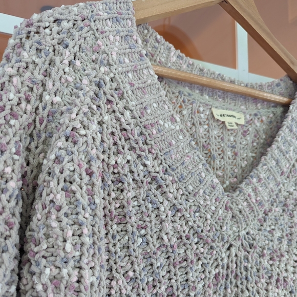 eesome chunky chenille v-neck cropped sweater wavy hem small/medium - Picture 2 of 7